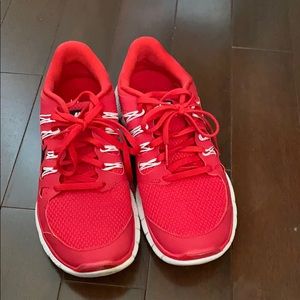 Red Nike Free 5.0